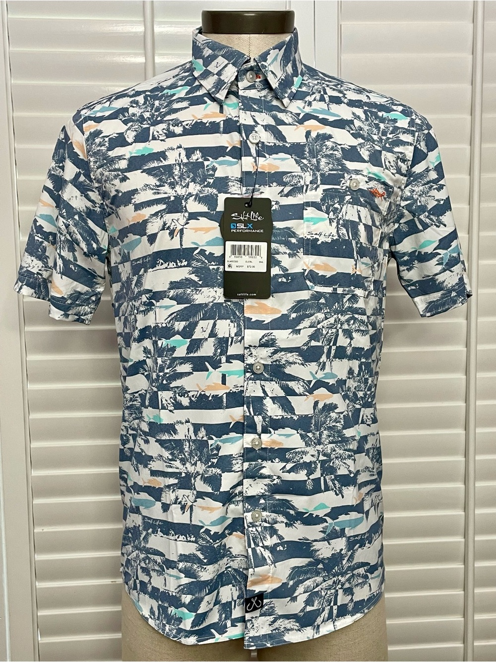 Salt Life SLX Performance Men’s Blue Tropical Short-Sleeve Button-Up Shirt